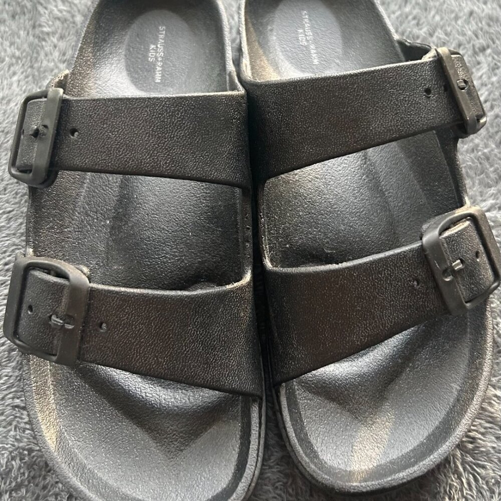 Boys Strauss + Ramm Two Strap Slides Black Size 3Y NWOT - Picture 5 of 6